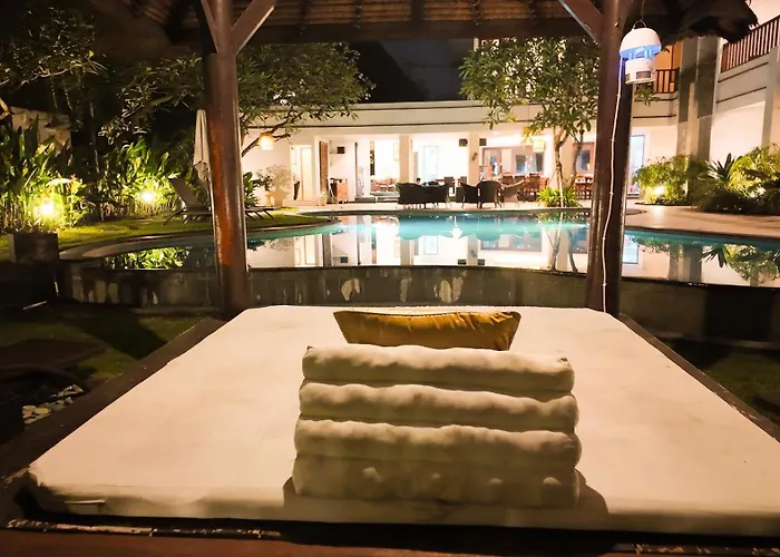 Diana Bali 14 Bedrooms Villa Seminyak (Bali)