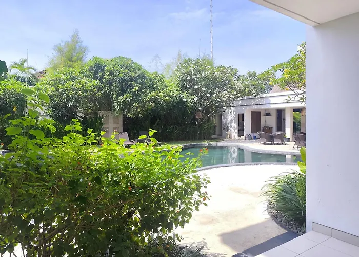 Diana Bali 14 Bedrooms
