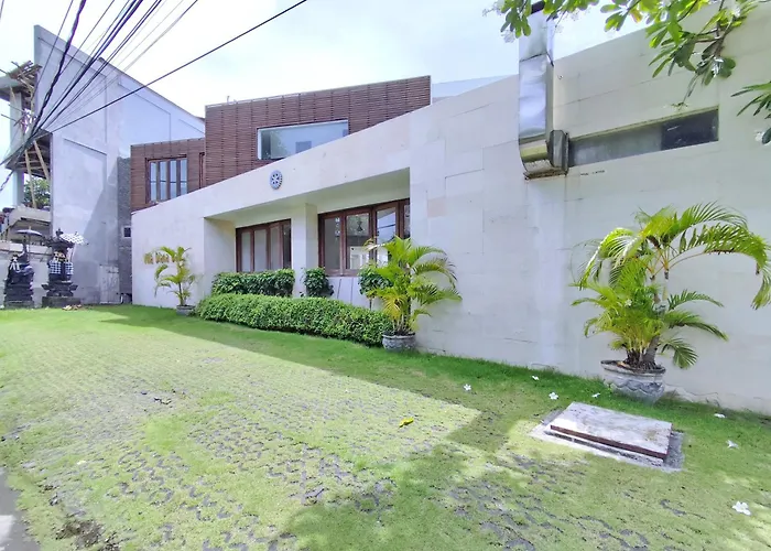 Diana Bali 14 Bedrooms * Seminyak (Bali)