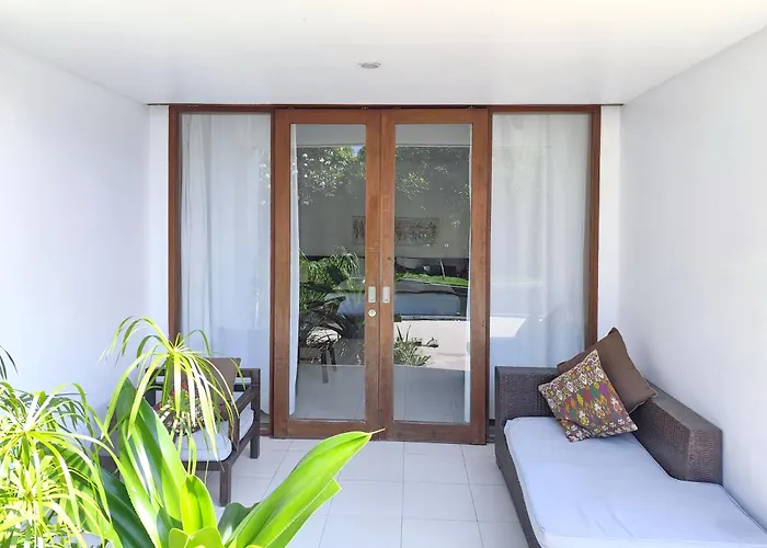Villa Diana Bali 14 Bedrooms *